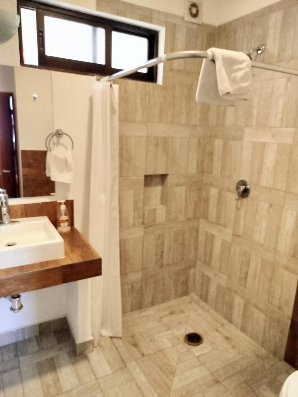ホテル Casa Republik レオン エクステリア 写真